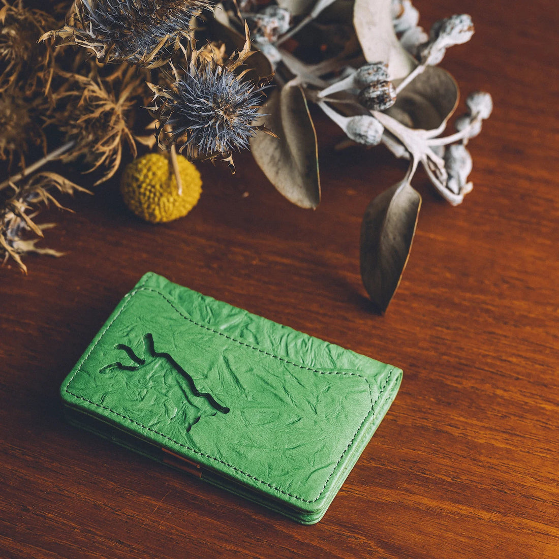 Key &amp; Card Case Greige &lt;Donation ticket ¥700 included&gt; an003